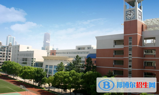 武漢外國語學(xué)校2020年報名條件、招生要求、招生對象