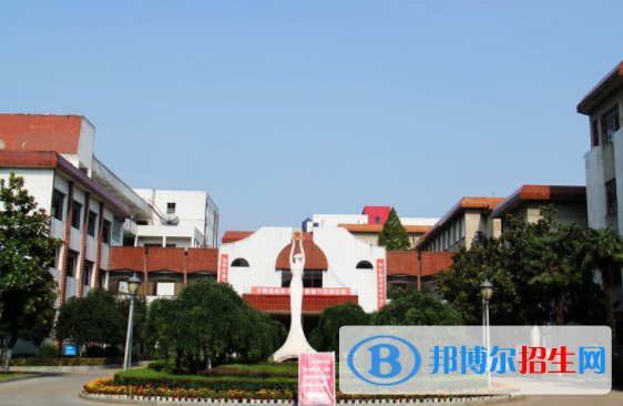 江漢藝術職業(yè)學院2