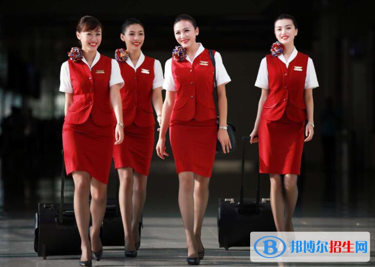 民航就業(yè)，云翔筑夢——云翔航空推動空乘就業(yè)發(fā)展