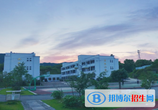 宣城旅游學(xué)校2020年招生辦聯(lián)系電話