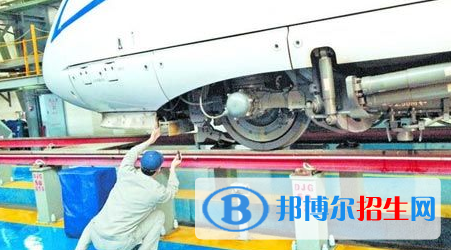 白銀2020年鐵路學(xué)校咨詢電話