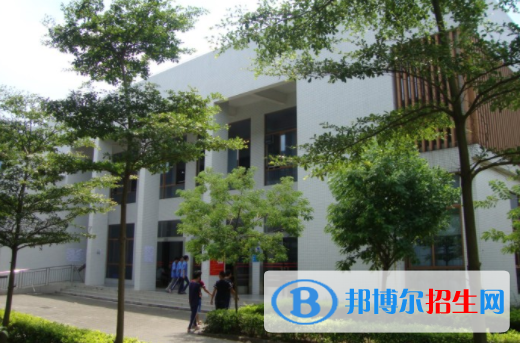 江門(mén)市技師學(xué)院2020年招生辦聯(lián)系電話