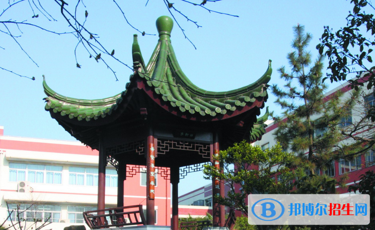 蘇州高新區(qū)第一中學(xué)國(guó)際部2020年招生辦聯(lián)系電話