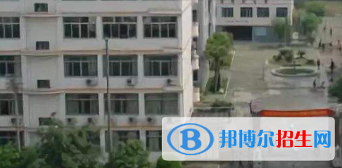 南寧財(cái)貿(mào)管理學(xué)校網(wǎng)站網(wǎng)址 