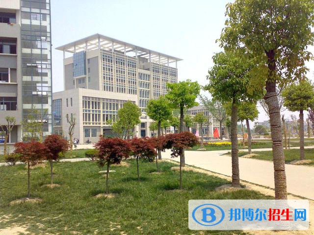 鹽城機(jī)電高等職業(yè)技術(shù)學(xué)校怎么樣、好不好