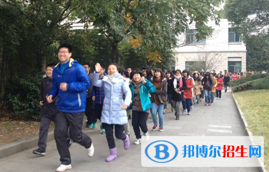 杭州外國語學(xué)校劍橋高中怎么樣、好不好