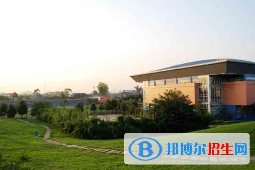 四川長江職業(yè)學院網(wǎng)站網(wǎng)址