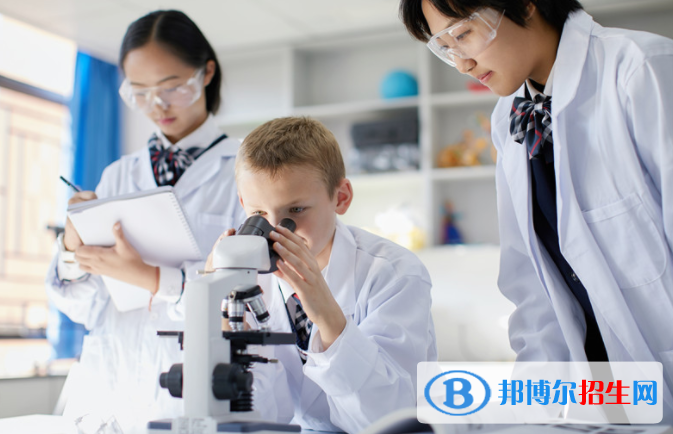 瑞得福國(guó)際學(xué)校高中部2020年報(bào)名條件、招生要求、招生對(duì)象