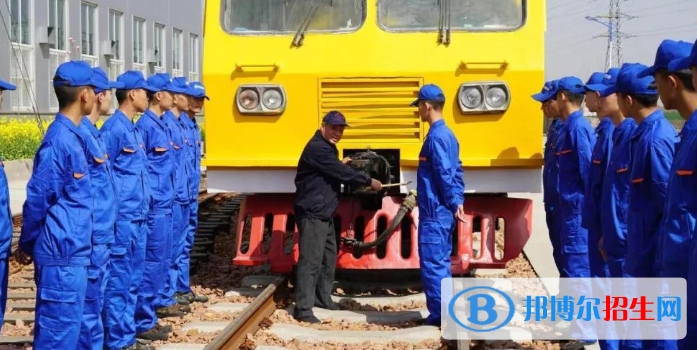 白銀2020年讀鐵路學(xué)?？梢钥即髮W(xué)嗎