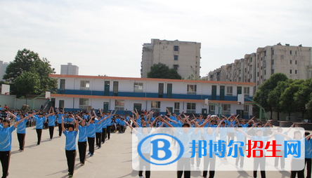 西安三十四中學2020年招生辦聯(lián)系電話