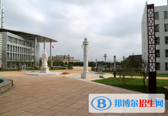江西中醫(yī)藥高等?？茖W(xué)校2020年招生辦聯(lián)系電話