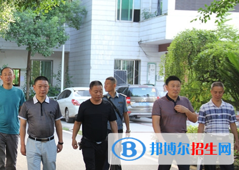 西安慶華中學網(wǎng)站網(wǎng)址