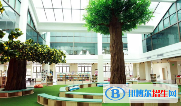 廣州加拿大國際學(xué)校(CIS)高中部2023年招生辦聯(lián)系電話