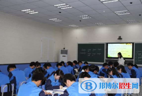 合肥市工程技術(shù)學(xué)校2020年報(bào)名條件、招生要求、招生對(duì)象