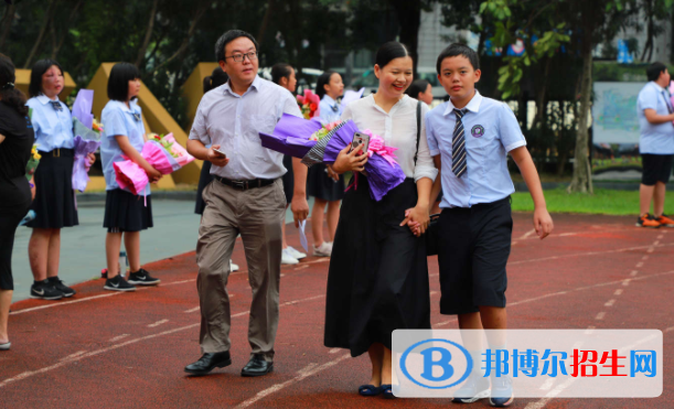 中大附屬外國語實(shí)驗(yàn)中學(xué)國際部怎么樣、好不好