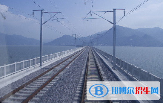 黃岡2020年鐵路學(xué)校學(xué)什么的
