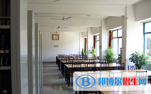 湖北輕工職業(yè)技術(shù)學(xué)院1