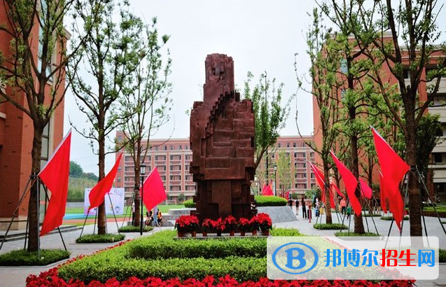 重慶史迪威外語學(xué)校高中部怎么樣、好不好