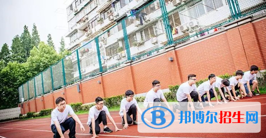 美中美育美國(guó)高中網(wǎng)站網(wǎng)址