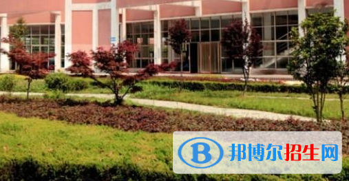 安徽機(jī)電工程學(xué)校2020年招生辦聯(lián)系電話(huà)