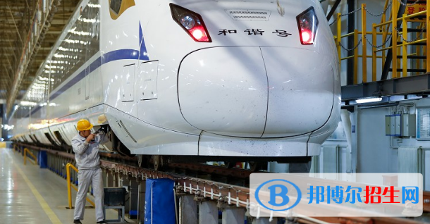 白銀2020年男生讀什么鐵路學校