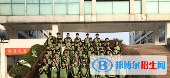 安徽經(jīng)濟貿(mào)易學(xué)校2020年有哪些專業(yè)