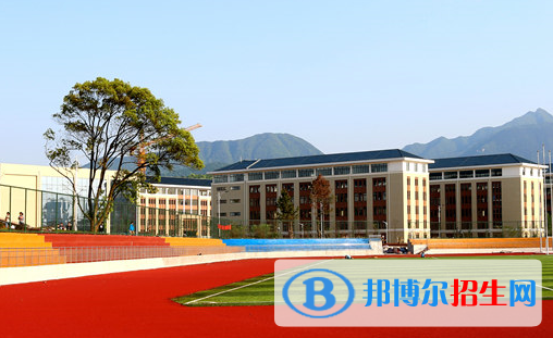 九江2020年比較好的鐵路學(xué)校大專(zhuān)學(xué)校