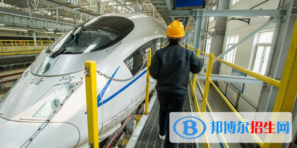 白銀2020年初中生考什么鐵路學校