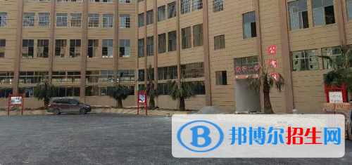 貴州航空工業(yè)技師學(xué)院樂(lè)灣校區(qū)2020年報(bào)名條件、招生要求、招生對(duì)象