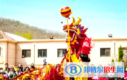 大連美國國際學(xué)校初中部2020年招生計(jì)劃