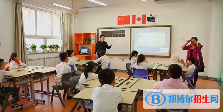 貴陽觀山湖中鐵置業(yè)中加學校初中部2020年招生計劃