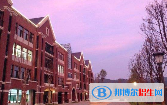 貴陽樂灣國際學(xué)校初中部怎么樣、好不好