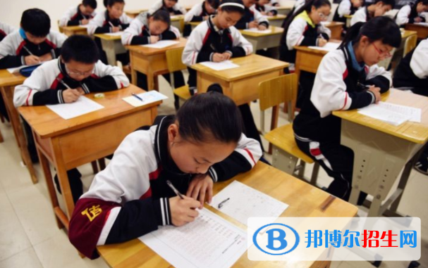 清鎮(zhèn)博雅國際實驗學校初中部地址在哪里