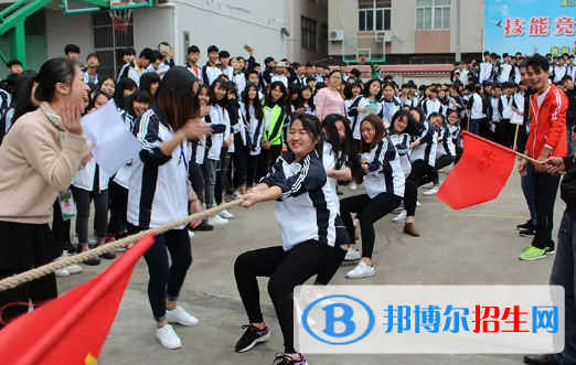 廉江興華職業(yè)技術學校網(wǎng)站網(wǎng)址
