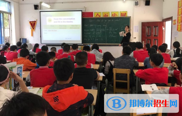 南昌現(xiàn)代外國(guó)語(yǔ)學(xué)校初中部怎么樣、好不好
