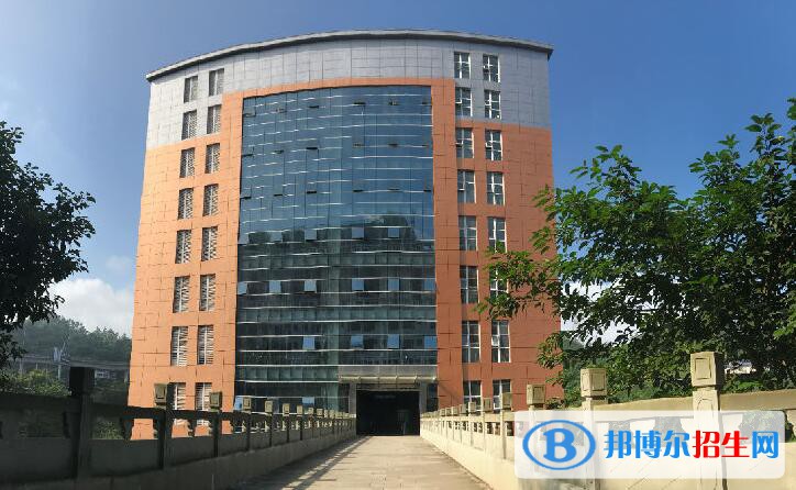 重慶科創(chuàng)職業(yè)學(xué)院怎么樣、好不好