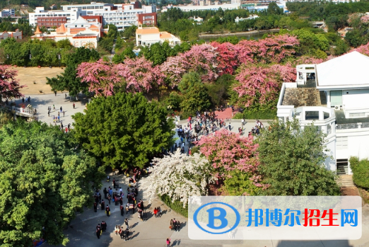 廣州大學華軟軟件航空學院2020年學費、收費多少