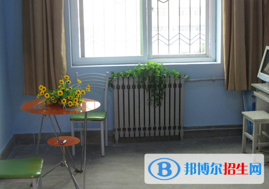 鳳翔縣西街中學(xué)2020年學(xué)費、收費多少