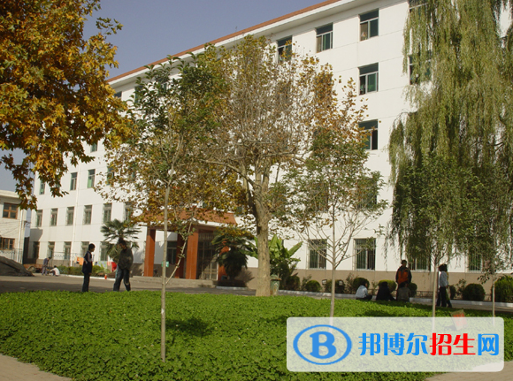 鳳翔縣西街中學(xué)2020年報名條件、招生要求、招生對象