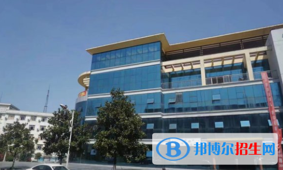 葛洲壩水利水電學校