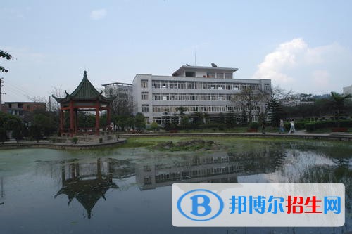 宜賓職業(yè)技術(shù)學(xué)院2020年報(bào)名條件、招生要求、招生對(duì)象