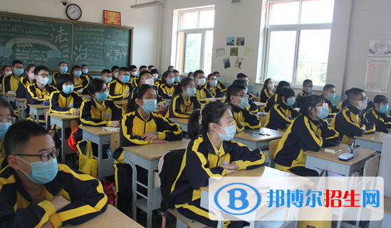 煙臺(tái)外國(guó)語(yǔ)實(shí)驗(yàn)學(xué)校初中部怎么樣、好不好