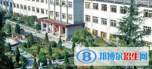 黔南民族醫(yī)學(xué)高等專科學(xué)校五年制大專2020年有哪些專業(yè)