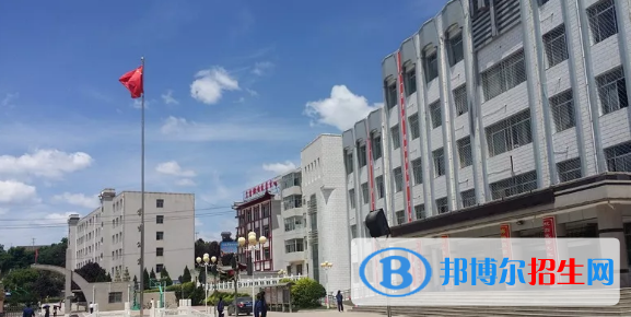 靈臺(tái)縣職業(yè)中等專業(yè)學(xué)校2020年招生辦聯(lián)系電話