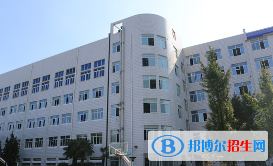 長沙麓山國際實驗學校初中部2020年學費、收費多少