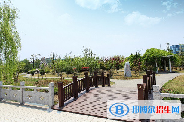 鹽城工業(yè)職業(yè)技術(shù)學(xué)院怎么樣、好不好