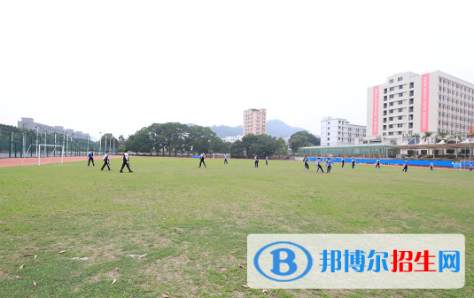 深圳市龍崗區(qū)第二職業(yè)技術(shù)學校2020年宿舍條件