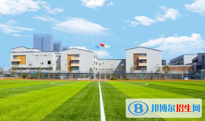 北大附屬嘉興實(shí)驗(yàn)學(xué)校初中部2020年招生辦聯(lián)系電話