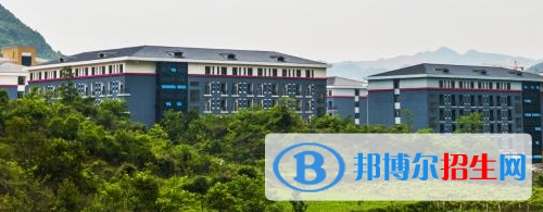 貴州職業(yè)技術(shù)學(xué)院中職部地址在哪里