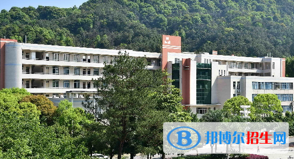 廣東松山職業(yè)技術學院2020年招生辦聯系電話